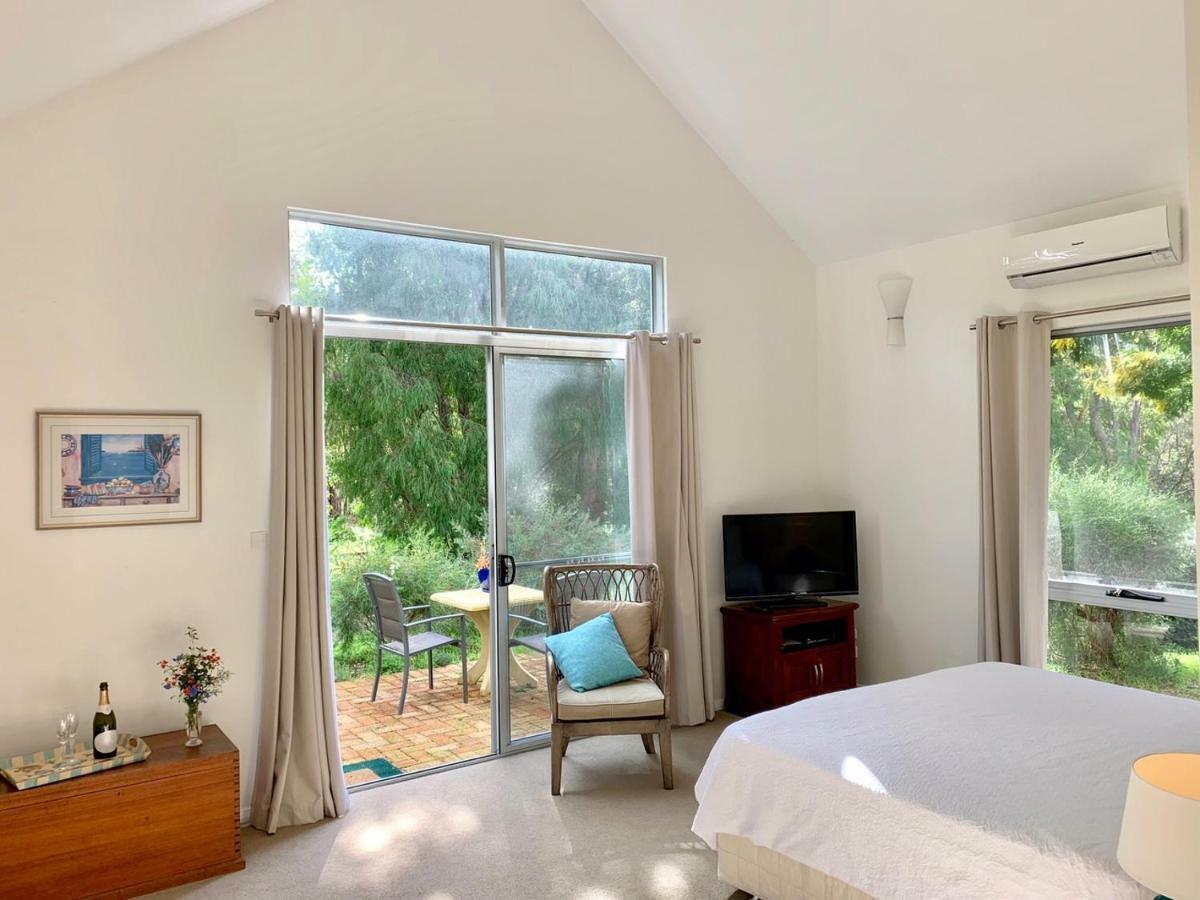 Wilderness House Bed and Breakfast Margaret River Esterno foto